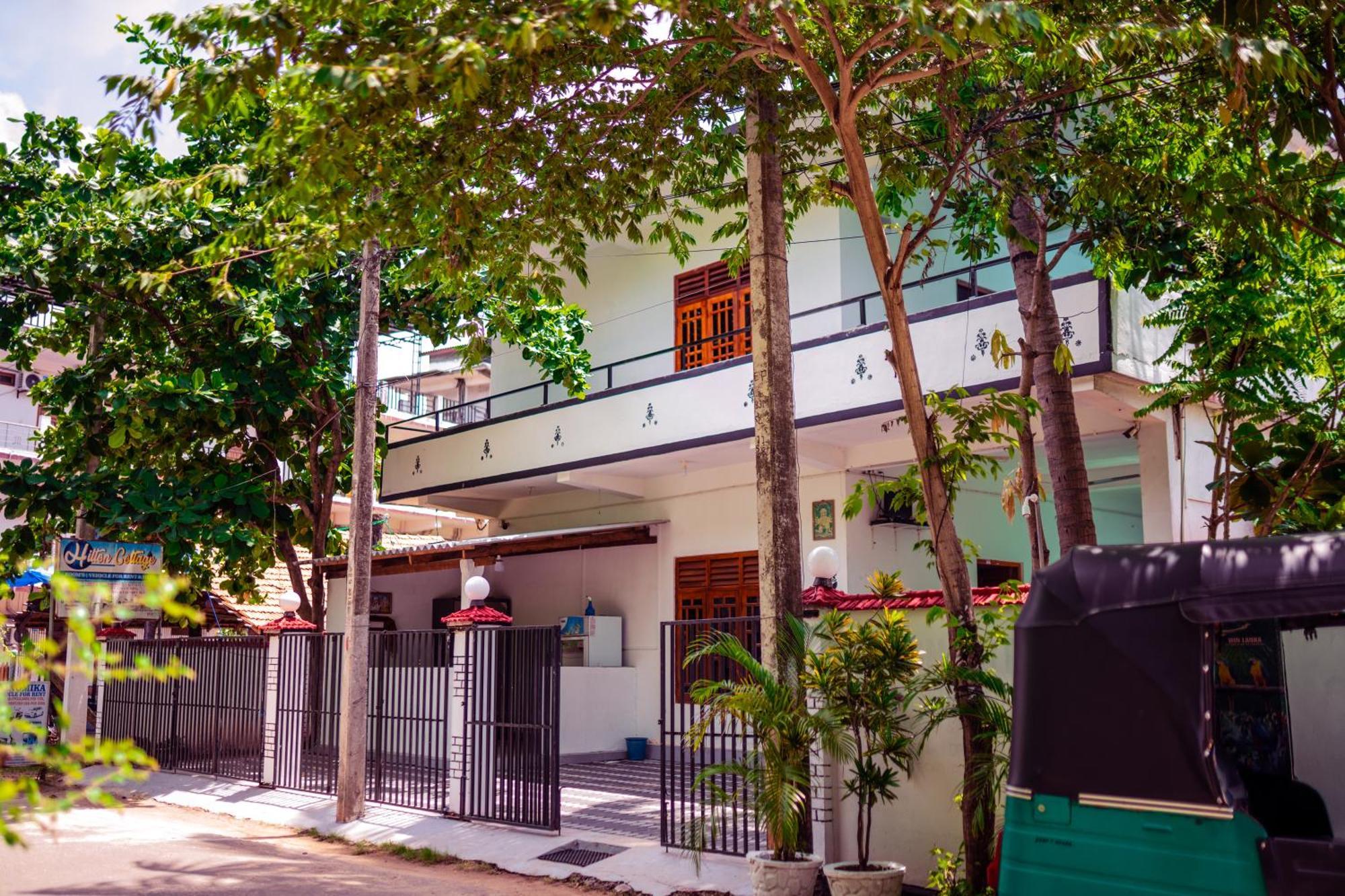 Hilton Cottage Trincomalee Exteriör bild