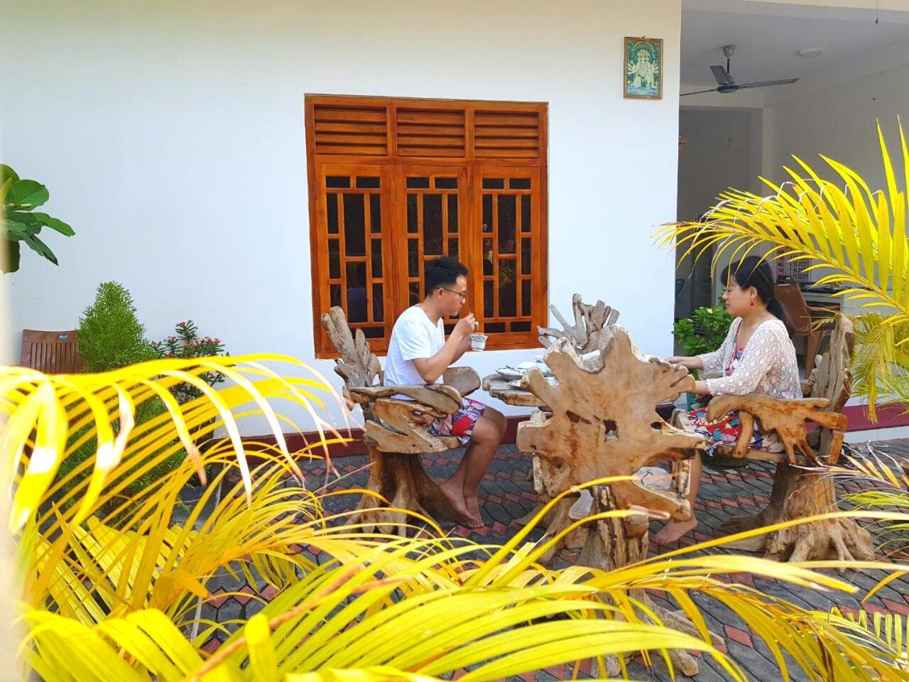 Hilton Cottage Trincomalee Exteriör bild